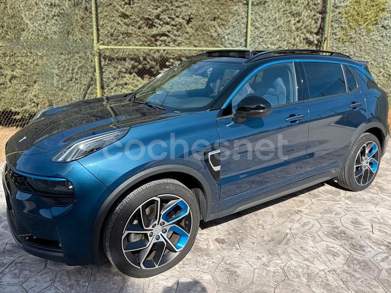Azul Usado 2024 Lynk & Co 01 SUV | 26.390 € (Precio justo) - Imagen 1/4