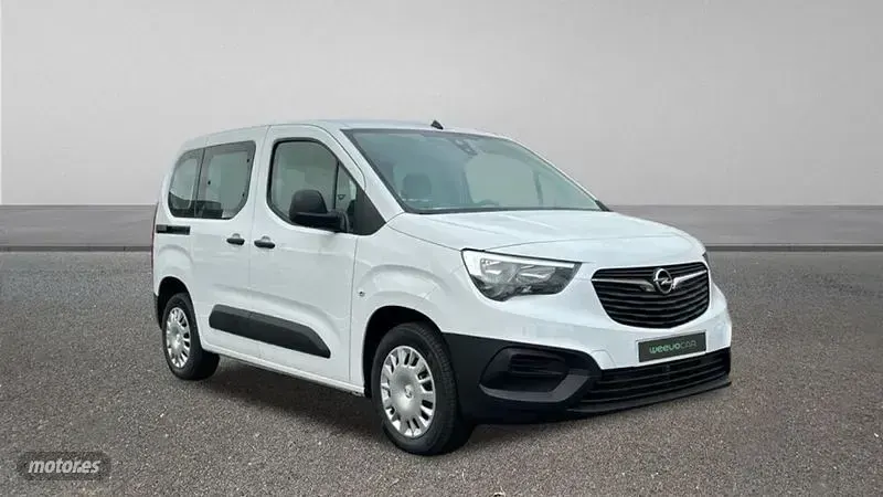 Usado Opel Combo-e Life Edition 100 kW (136 CV) 2023 Blanco Monovolumen