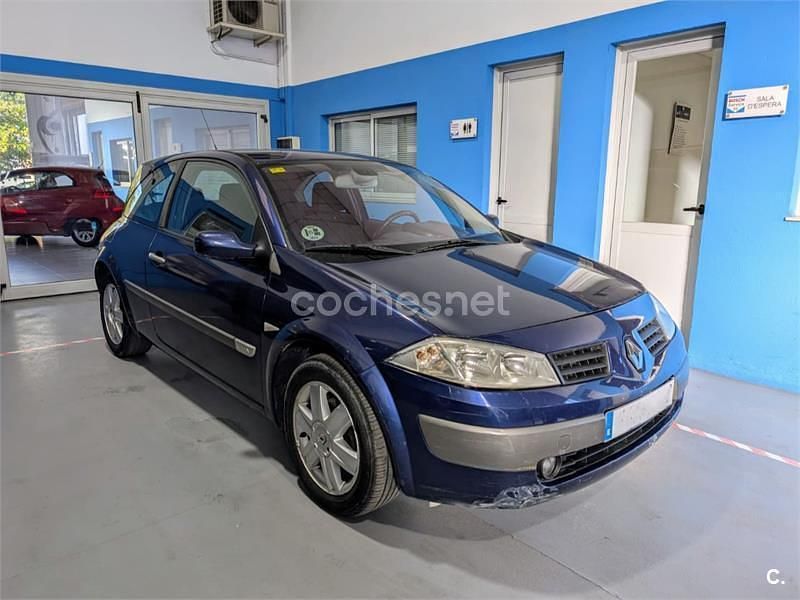 Azul Usado 2003 Renault Mégane II Dynamique Berlina | 2400 € (Precio justo) - Imagen 1/4