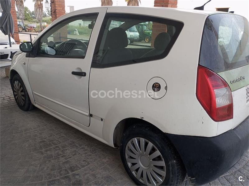 Beige Usado 2003 Citroën C2 Utilitario | 2600 € (Precio justo) - Imagen 1/4