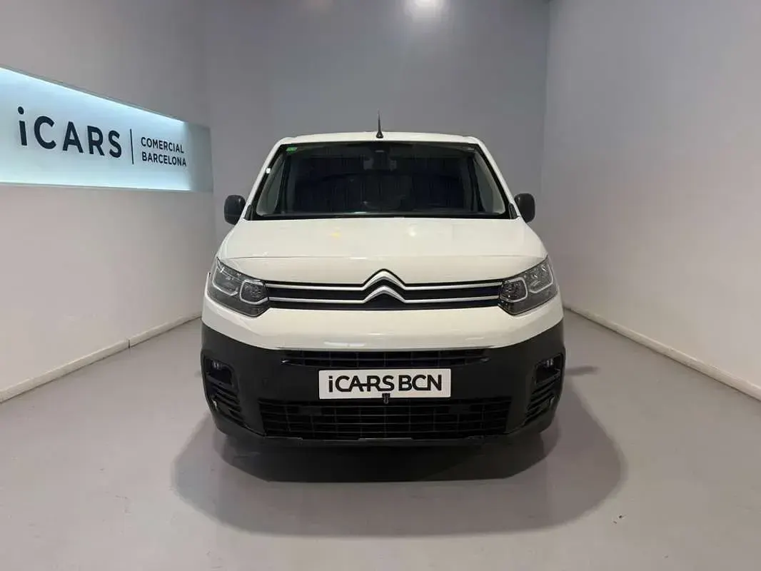 Usado Citroën Berlingo 102 CV (75 kW) 2022 Blanco Monovolumen
