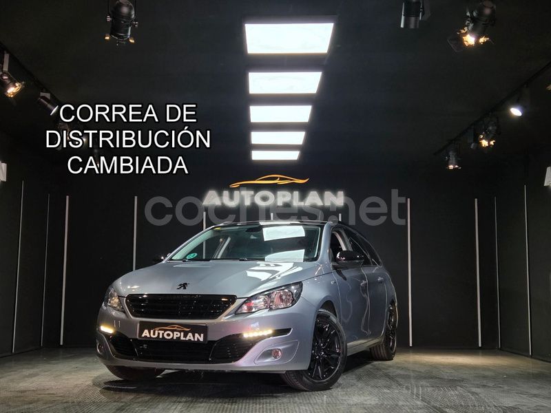 Gris / plata Usado 2017 Peugeot 308 Style Familiar | 7990 € (Buen precio) - Imagen 1/4