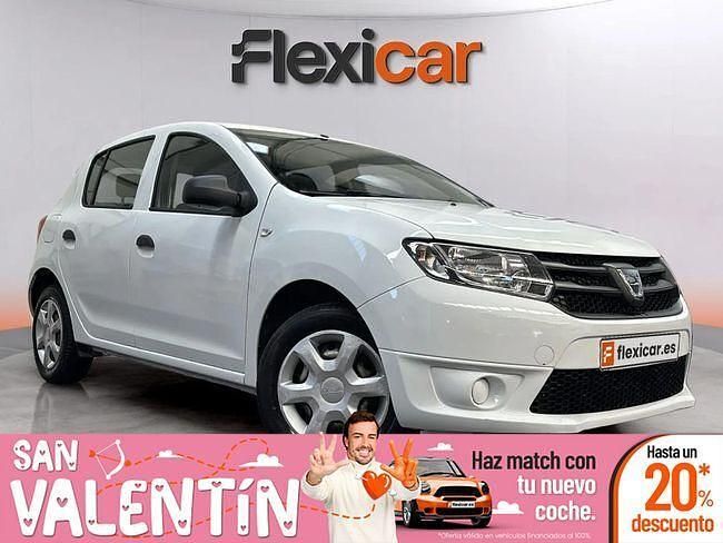 Usado Dacia Sandero Ambiance 75 CV (55 kW) 2016 Blanco Berlina