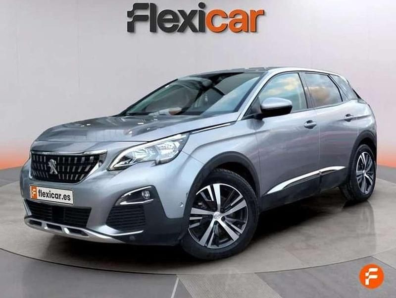 Usado Peugeot 3008 Allure 131 CV (96 kW) 2020 Gris SUV