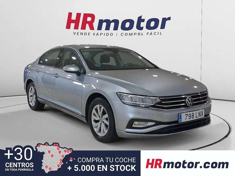 Gris Usado 2021 VW Passat Business Berlina | 14.990 € (Buen precio) - Imagen 1/4