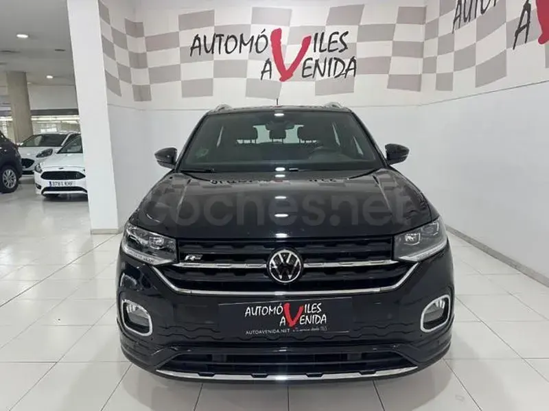 Usado VW T-Cross R-line 116 CV (85 kW) 2023 Negro SUV