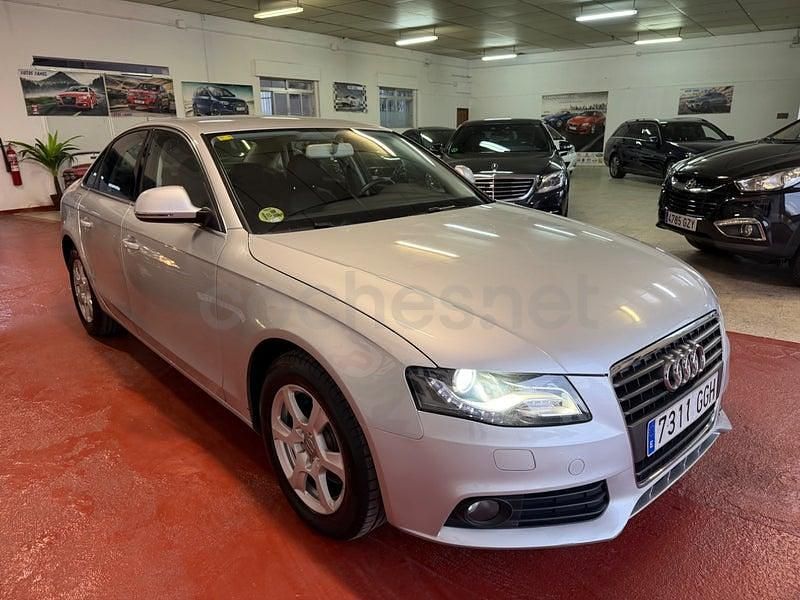 Usado Audi A4 143 CV (105 kW) 2009 Gris / plata Berlina