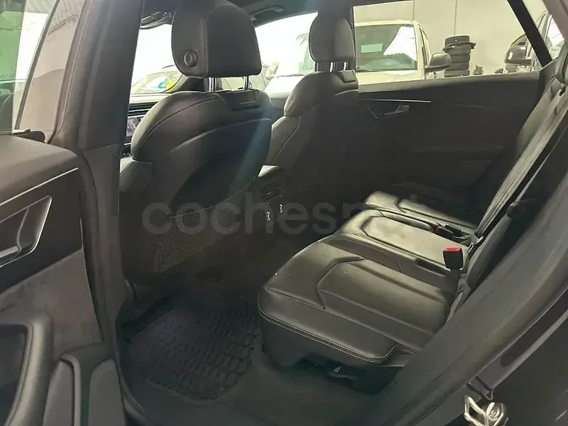 Usado Audi Q8 286 CV (210 kW) 2018 Negro SUV