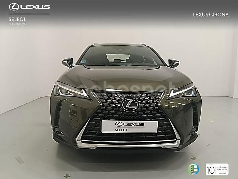 Usado Lexus UX 184 CV (135 kW) 2024 Verde SUV