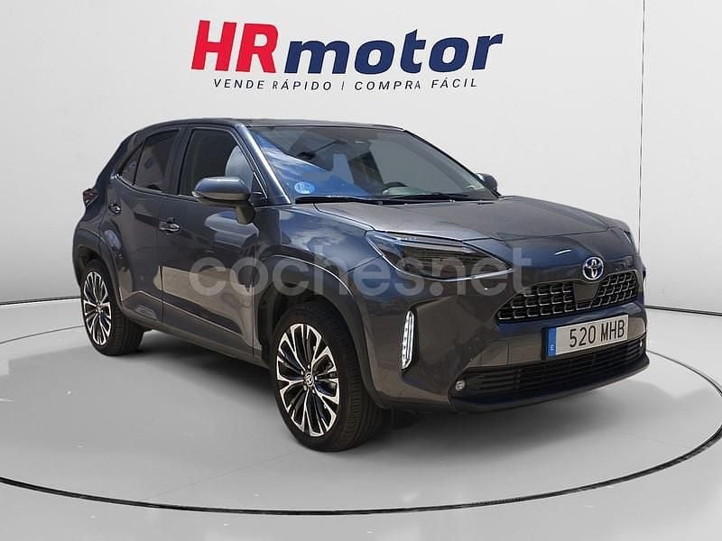 Gris / plata Usado 2023 Toyota Yaris Cross Style SUV | 23.840 € (Precio justo) - Imagen 1/4
