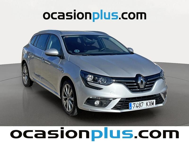 Usado Renault Mégane Zen 140 CV (102 kW) 2019 Gris Familiar
