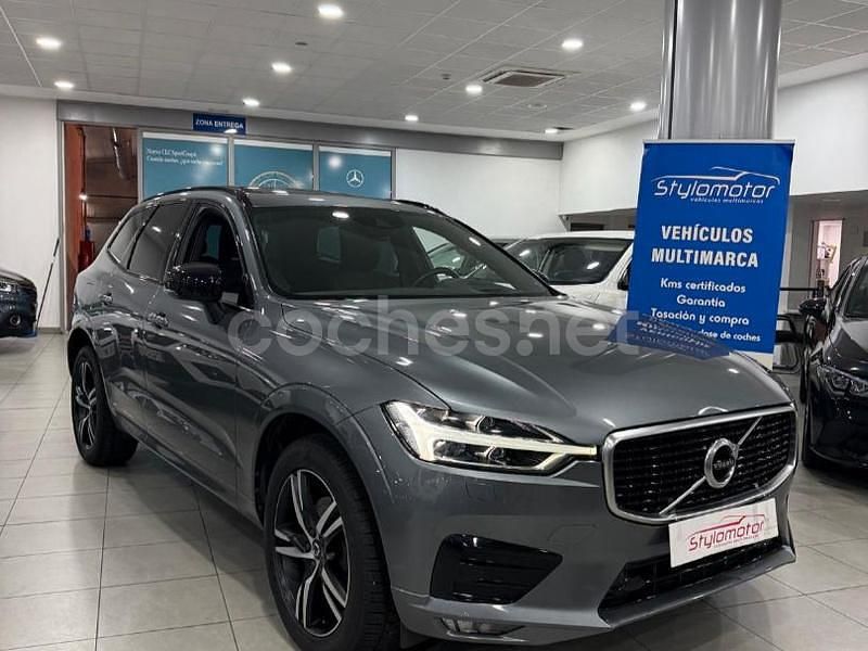 Gris / plata Usado 2021 Volvo XC60 R-Design SUV | 36.490 € (Caro) - Imagen 1/4