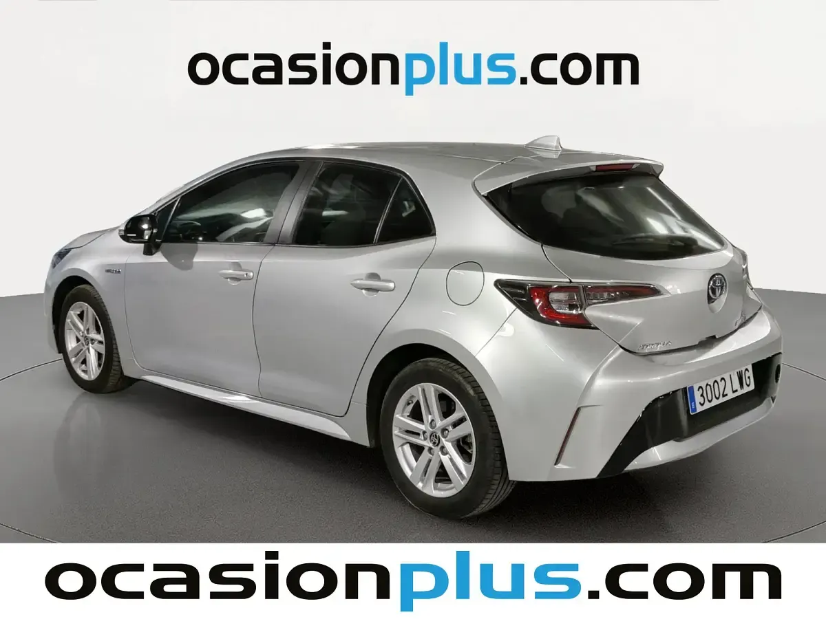 Usado Toyota Corolla Active 122 CV (89 kW) 2022 Gris plata Utilitario