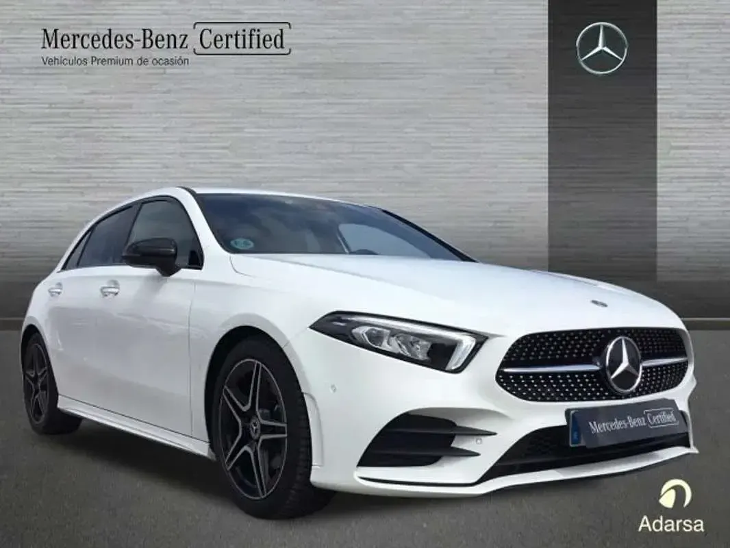 Usado Mercedes A180 AMG line 116 CV (85 kW) 2023 Utilitario
