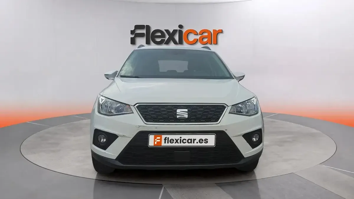 Usado Seat Arona Ecomotive 95 CV (69 kW) 2017 Blanco SUV