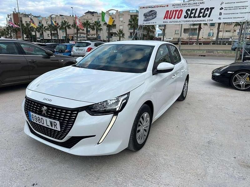 Usado Peugeot 208 Allure 75 CV (55 kW) 2022 Blanco Utilitario