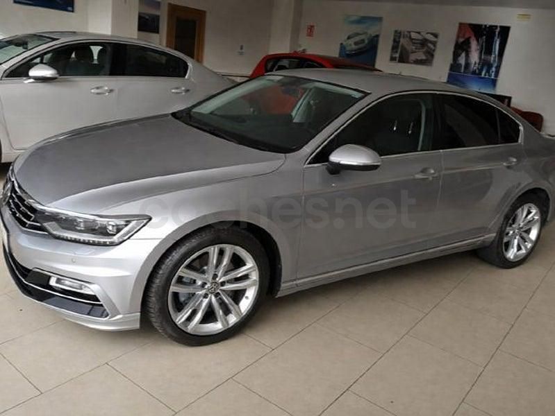 Usado VW Passat Advance 150 CV (110 kW) 2015 Beige Berlina