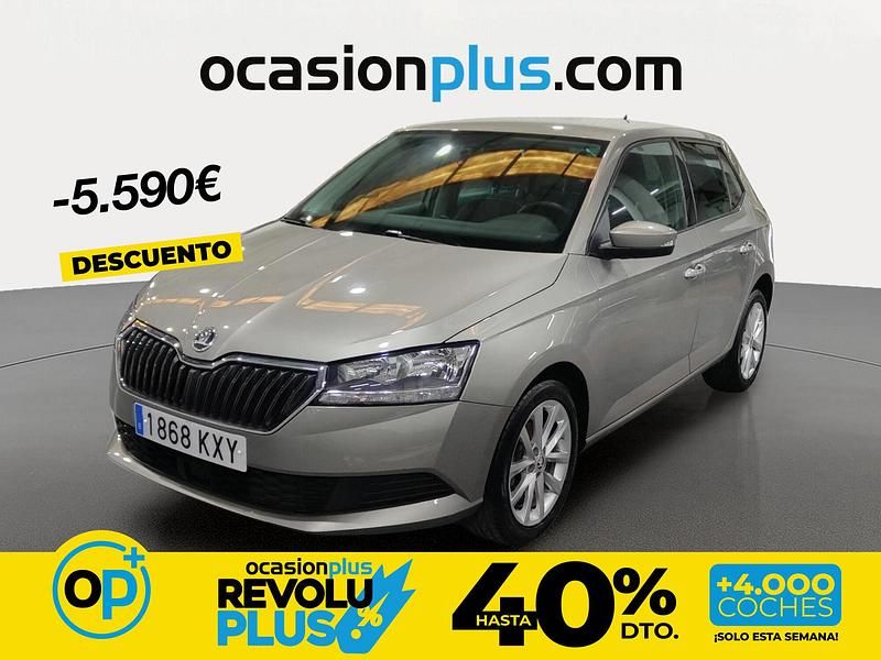 Usado Skoda Fabia 75 CV (55 kW) 2019 Beige Berlina