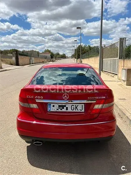 Usado Mercedes CLC200 184 CV (135 kW) 2009 Rojo Utilitario