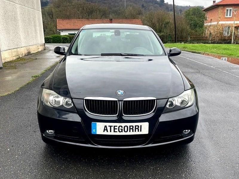 Usado BMW 320 163 CV (119 kW) 2007 Negro Berlina