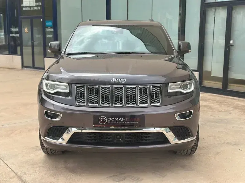 Usado Jeep Grand Cherokee Summit 250 CV (183 kW) 2016 Marrón SUV