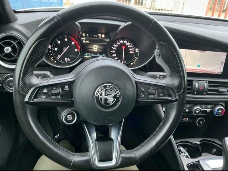 Usado Alfa Romeo Giulia Sprint 190 CV (139 kW) 2022 Blanco Berlina