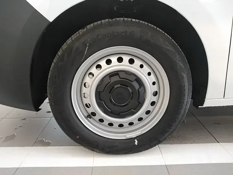 Usado Renault Kangoo 89 kW (122 CV) 2025 Blanco Monovolumen