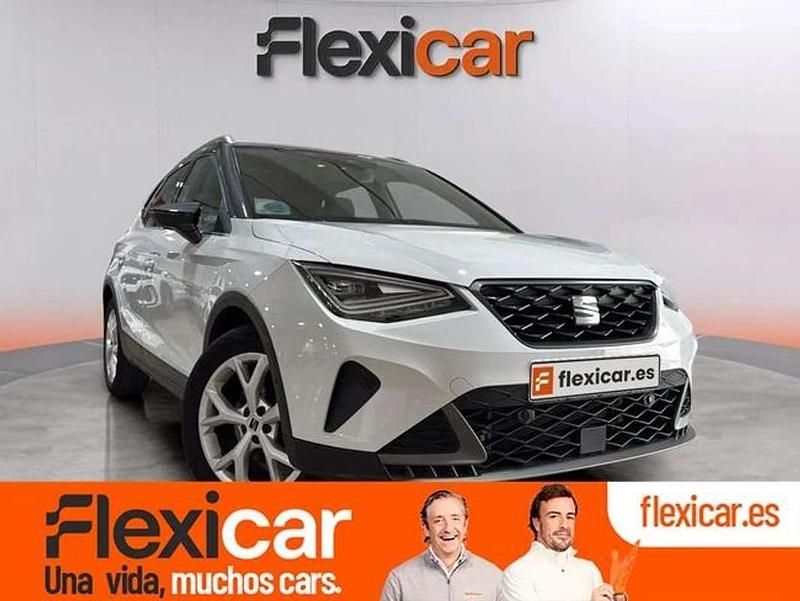 Blanco Usado 2023 Seat Arona FR SUV | 17.990 € (Precio justo) - Imagen 1/4