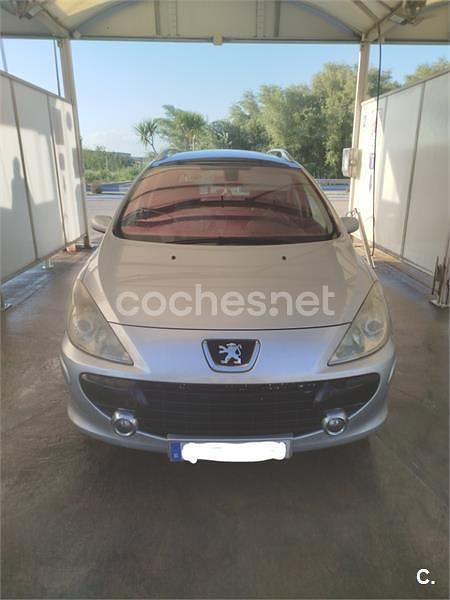 Usado Peugeot 307 90 CV (66 kW) 2006 Gris / plata Familiar