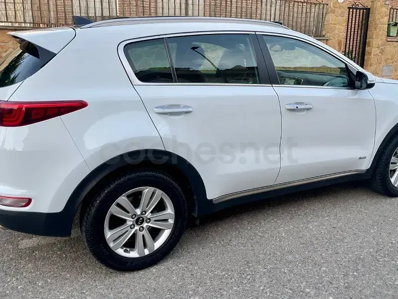 Usado Kia Sportage GT-Line 185 CV (136 kW) 2016 Blanco SUV