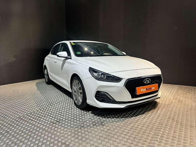Brugt Hyundai i30 120 HK (88 kW) 2018 Hvid Hatchback
