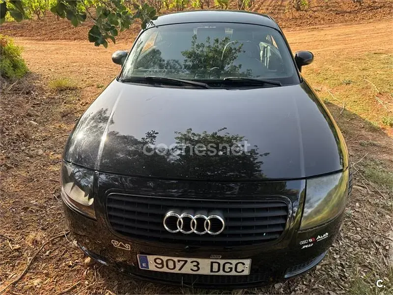 Begagnad Audi TT 180 HK (132 kW) 1999 Svart Sportkupé