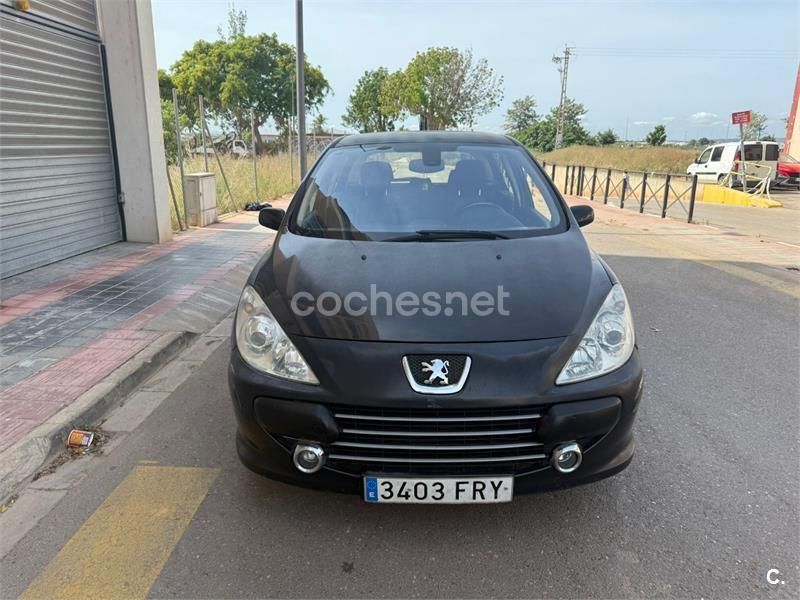 Negro Usado 2007 Peugeot 307 Berlina | 2999 € (Precio justo) - Imagen 1/4