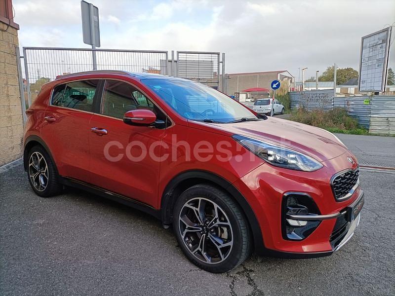 Usado Kia Sportage GT-Line 136 CV (100 kW) 2019 Granate SUV