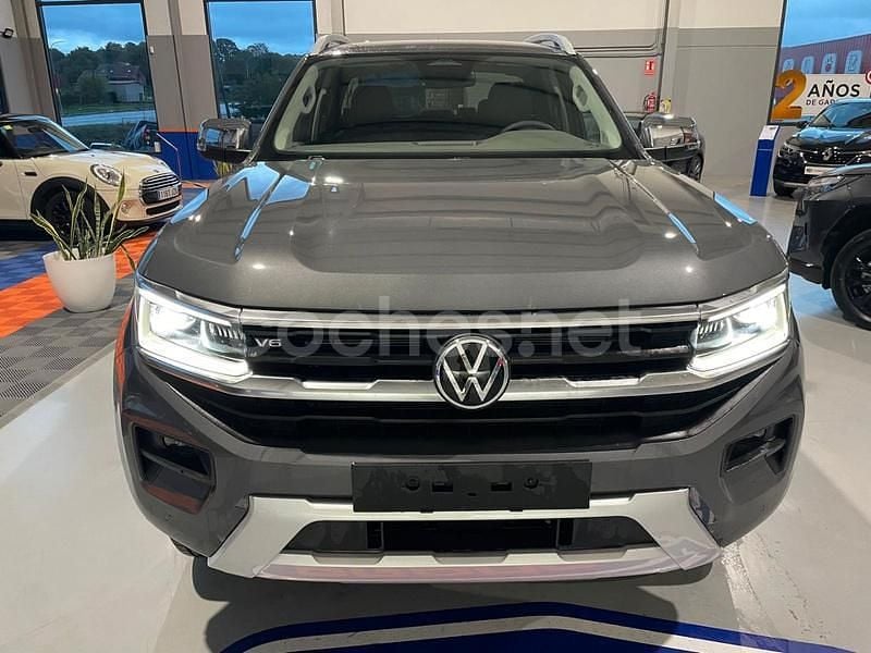 Nuevo VW Amarok Aventura 240 CV (176 kW) 2025 Gris / plata Pickup/Camioneta