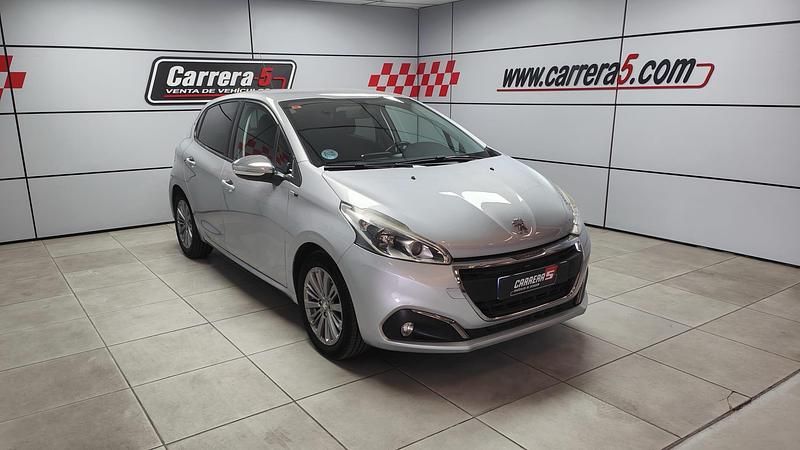 Usado Peugeot 208 Access 110 CV (80 kW) 2016 Gris Utilitario