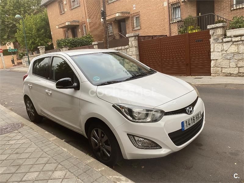Blanco Usado 2014 Hyundai i20 GO! Berlina | 6500 € (Precio justo) - Imagen 1/4