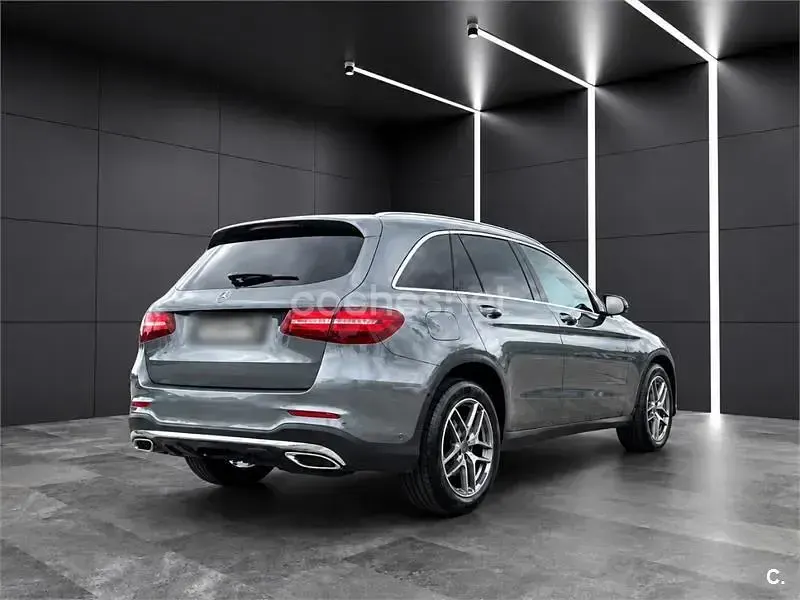 Usado Mercedes GLC220 170 CV (125 kW) 2018 Gris / plata SUV