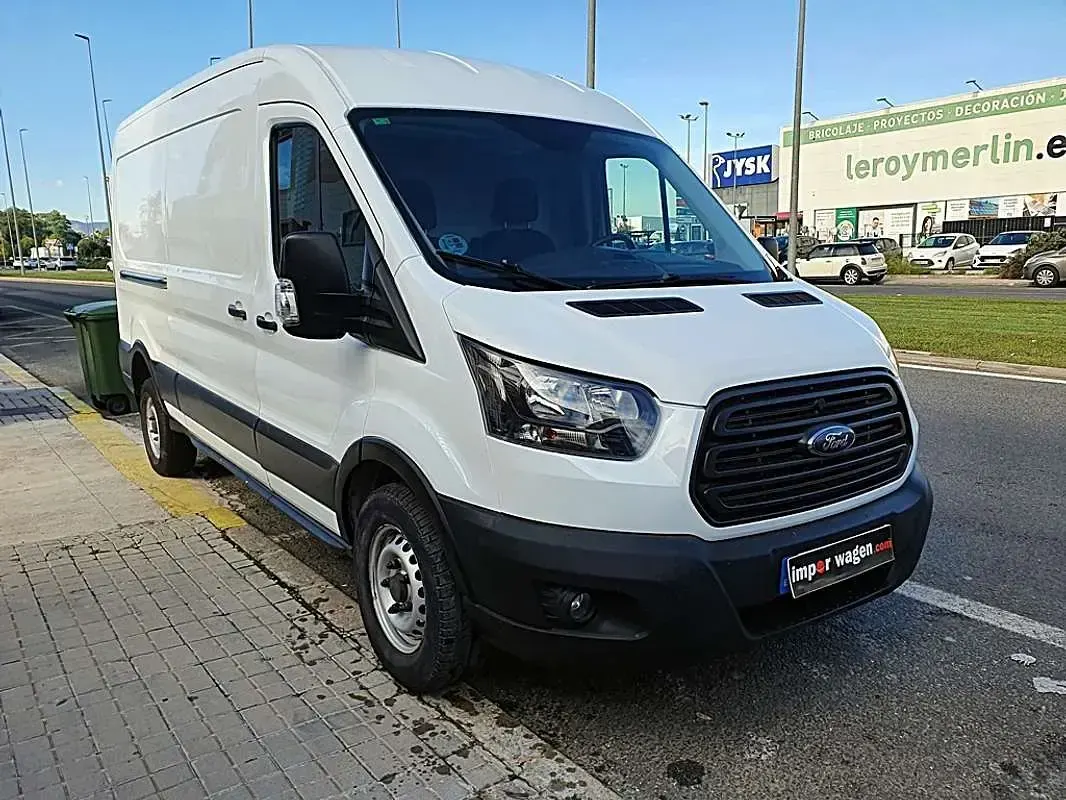 Usado Ford Transit Trend 131 CV (96 kW) 2020 Blanco Van