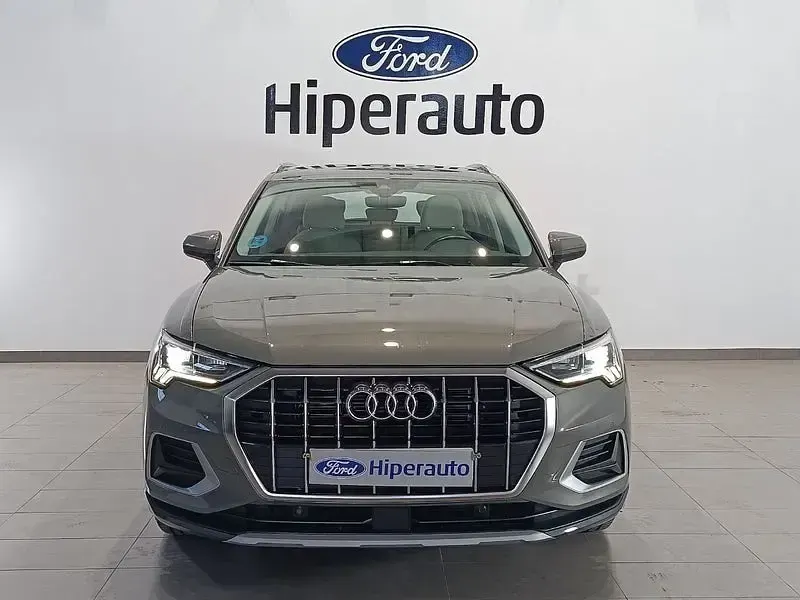 Usado Audi Q3 Advanced Plus 150 CV (110 kW) 2022 Gris / plata SUV