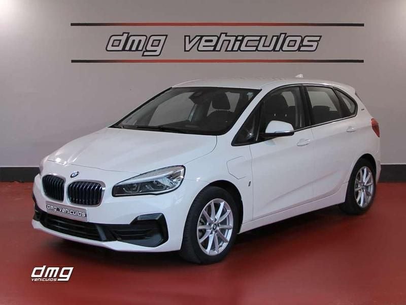 Blanco Usado 2019 BMW 225 Active Tourer iPerformance Monovolumen | 17.900 € (Precio justo) - Imagen 1/4