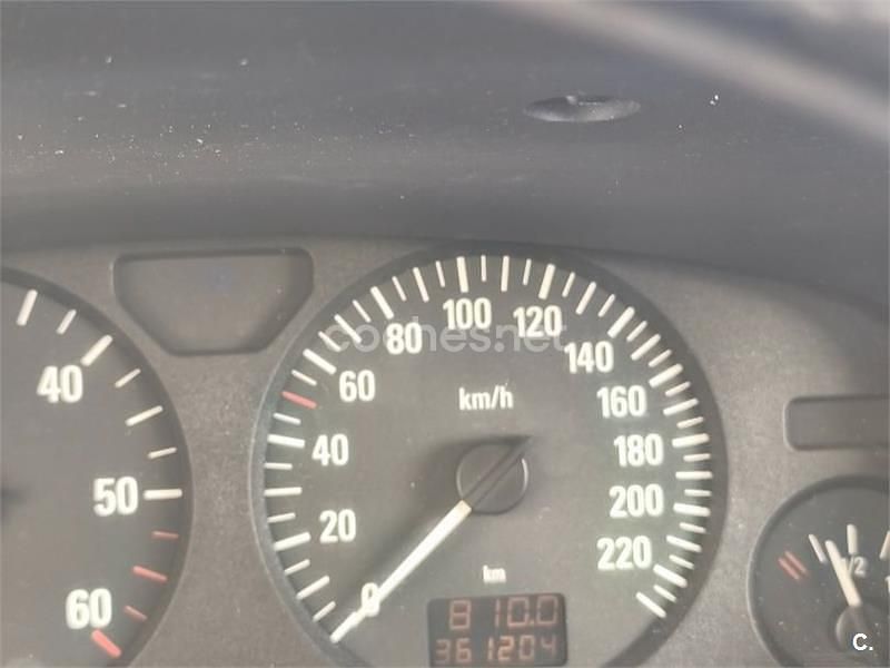 Usado Opel Zafira Design Edition 125 CV (91 kW) 2004 Azul Monovolumen
