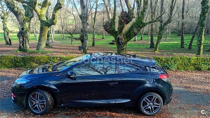 Usado Renault Mégane III 250 CV (183 kW) 2011 Negro Berlina