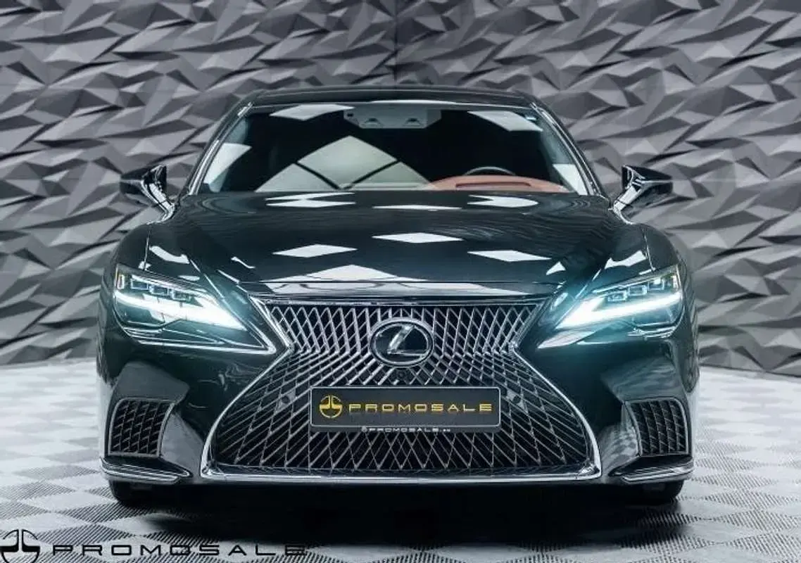 Usado Lexus LS500h Executive Line 359 CV (264 kW) 2023 Negro Berlina