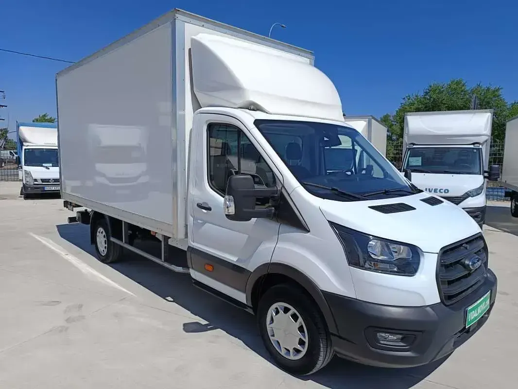 Usado Ford Transit Trend 131 CV (96 kW) 2024 Blanco Van