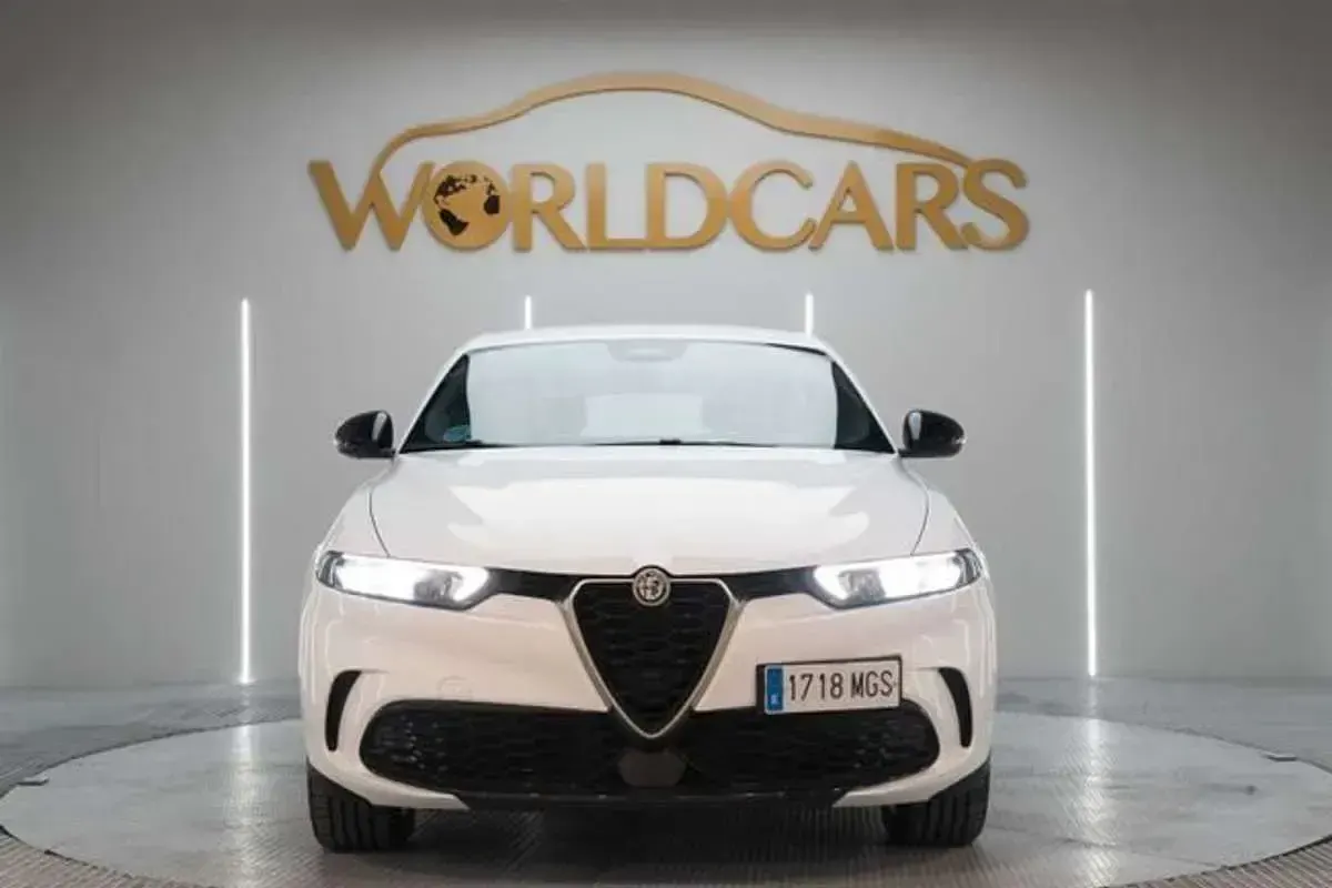 Usado Alfa Romeo Tonale Super 131 CV (96 kW) 2023 Blanco SUV
