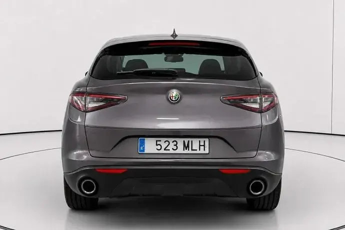 Usado Alfa Romeo Stelvio Sprint 160 CV (117 kW) 2023 SUV