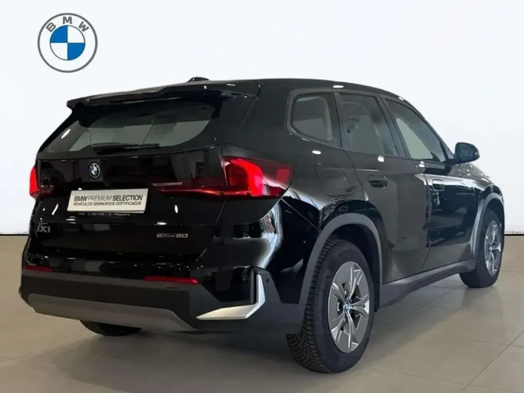 Usado BMW iX1 150 kW (204 CV) 2024 Negro SUV