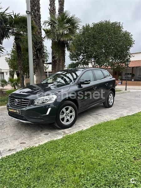 Usado Volvo XC60 Momentum 181 CV (133 kW) 2016 Azul SUV