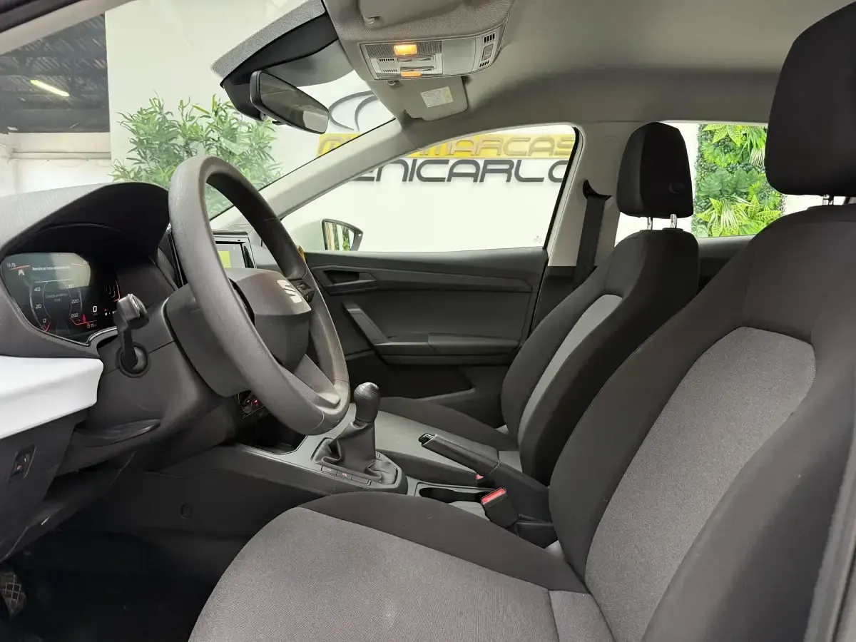Usado Seat Ibiza Reference 80 CV (58 kW) 2023 Blanco Utilitario